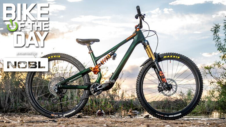 MOREWOOD ダウンヒルMTB DH Morewood Bicycles Makulu Frame - Reviews, Comparisons, Specs